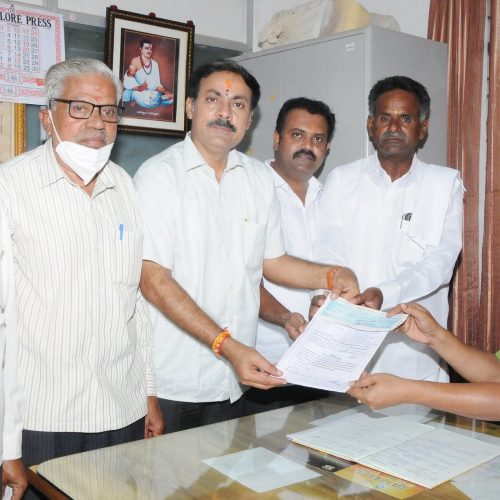 Belli Lokesh has file nomination for the position of Director of State Vokkaliga Association
