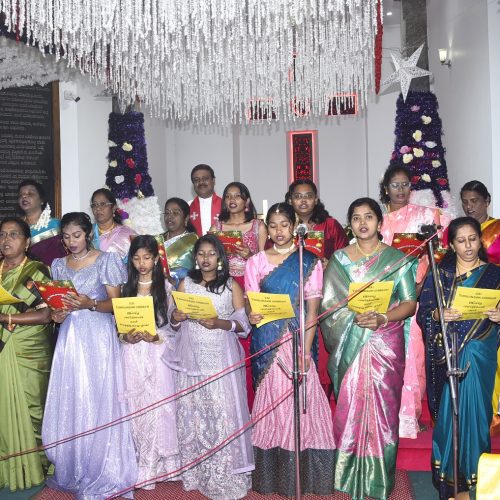 ಕ್ರೈಸ್ತ ಸಮುದಾಯದವರು ಕ್ರಿಸ್‌ಮಸ್‌ ಹಬ್ಬವನ್ನು ಆಚರಿಸಿದರು