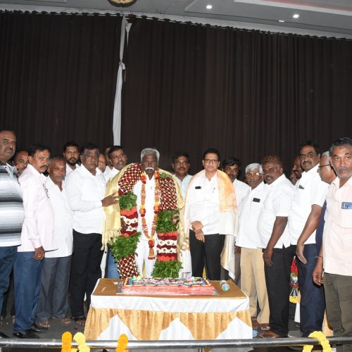 ಕುಂಭಯ್ಯನವರ ಸಮಾಜ ಸೇವಾ ಕಾರ್ಯ ಶ್ಲಾಘನೆ