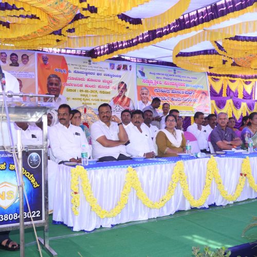 ‘ಕೈಗಾರಿಕೆಗಳಲ್ಲಿ ಸ್ಥಳೀಯ ವಿದ್ಯಾವಂತರಿಗೆ ಉದ್ಯೋಗಾವಕಾಶ: ಕೇಂದ್ರ ಸಚಿವ ಸೋಮಣ್ಣ ಭರವಸೆ