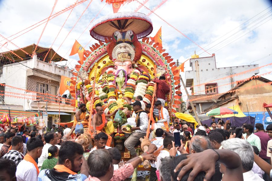 ಗೂಳೂರು ಮಹಾಗಣಪತಿಯ ವಿಸರ್ಜನಾ ಮಹೋತ್ಸವ: ಭಕ್ತಿ–ಸಾಂಸ್ಕೃತಿಕ ಸಂಭ್ರಮಕ್ಕೆ ಸಾಕ್ಷಿಯಾದ ಜನಸಾಗರ